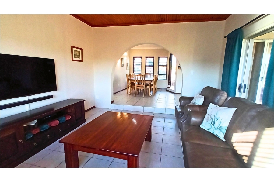 4 Bedroom Property for Sale in Dorchester Heights Eastern Cape